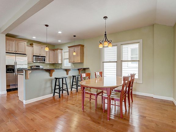 3rd image of 408 E Brown St #408