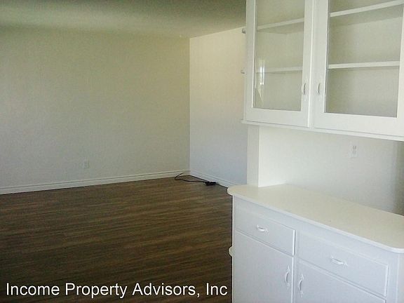 2nd image of 3827 Wilson Ave #6