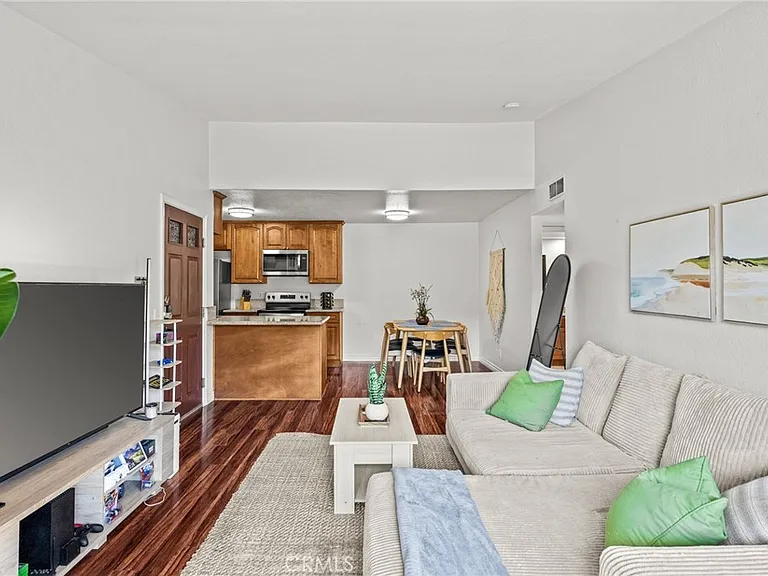 2500 San Gabriel Way #306 — Photo 4