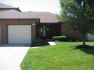 3212 Parkview Cir, Grove City, OH 43123