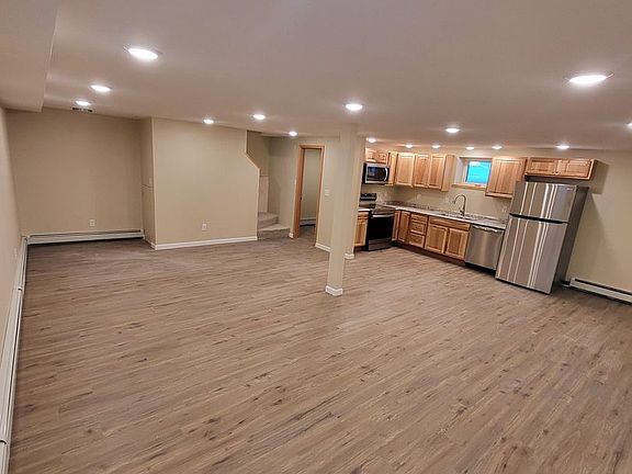 2nd image of 4027 Birch Ln #B