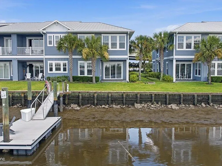 2310 Beach Blvd — Photo 25