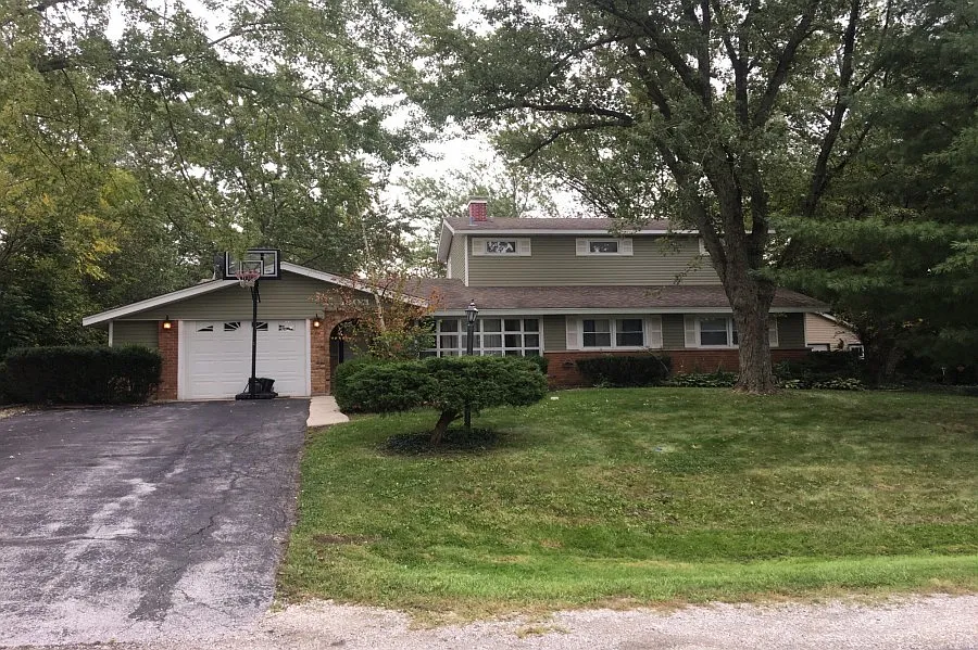 19011 Martin Ln photo 1