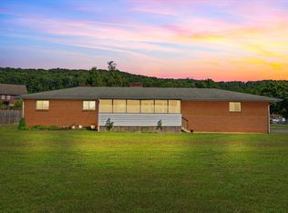 5504 Cassandra Smith Rd, Hixson, TN 37343