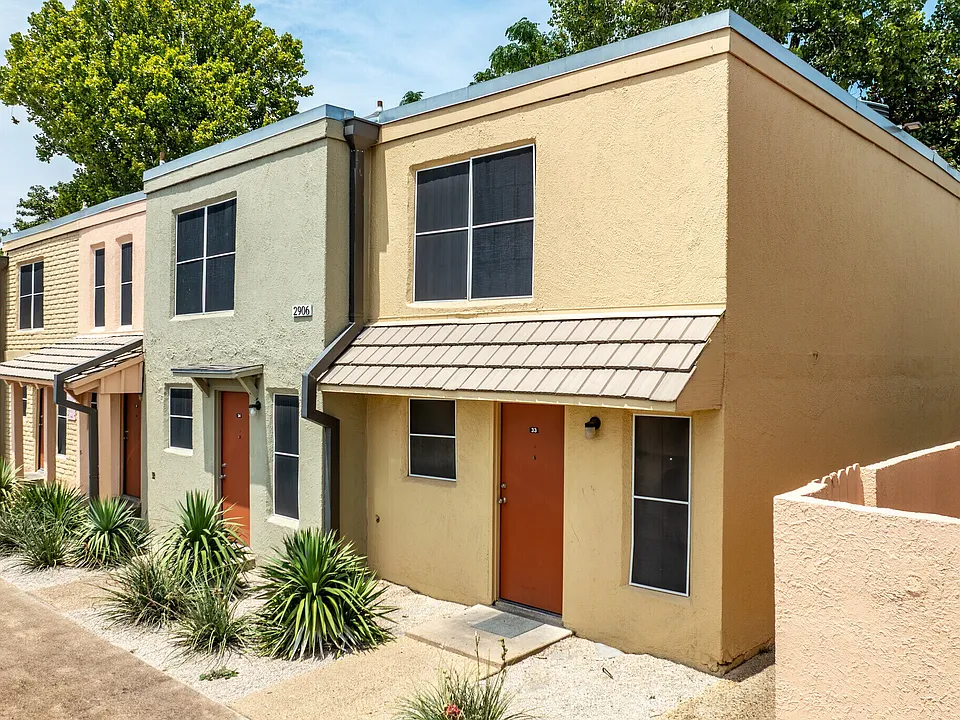 Garland Oaks Apartments