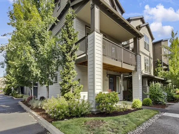 14225 SW Burlwood Ln, Beaverton, OR 97005