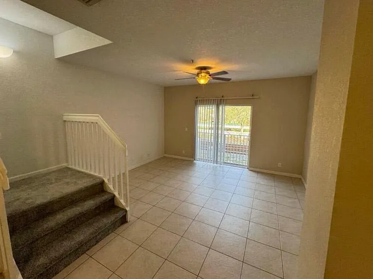 1710 NE 6th St #1308 — Photo 20
