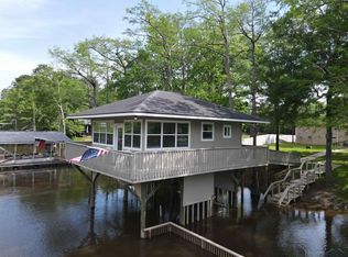 176 County Road 3215, Jefferson, TX 75657