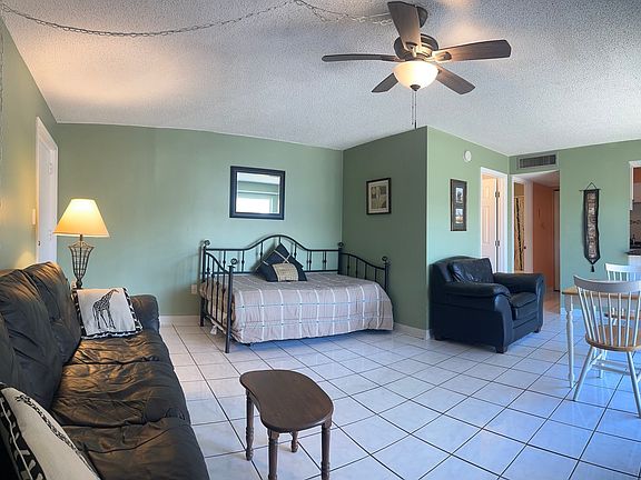 5th image of 4215 E Bay Dr APT 1702A
