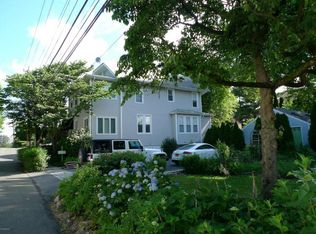 11 Melrose Ave #2, Greenwich, CT 06830