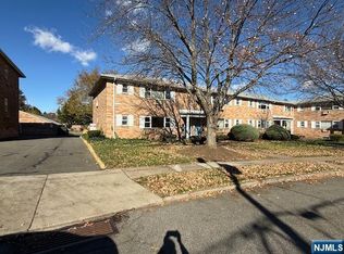 39-01 Dobrin Ct #3901A, Fair Lawn, NJ 07410