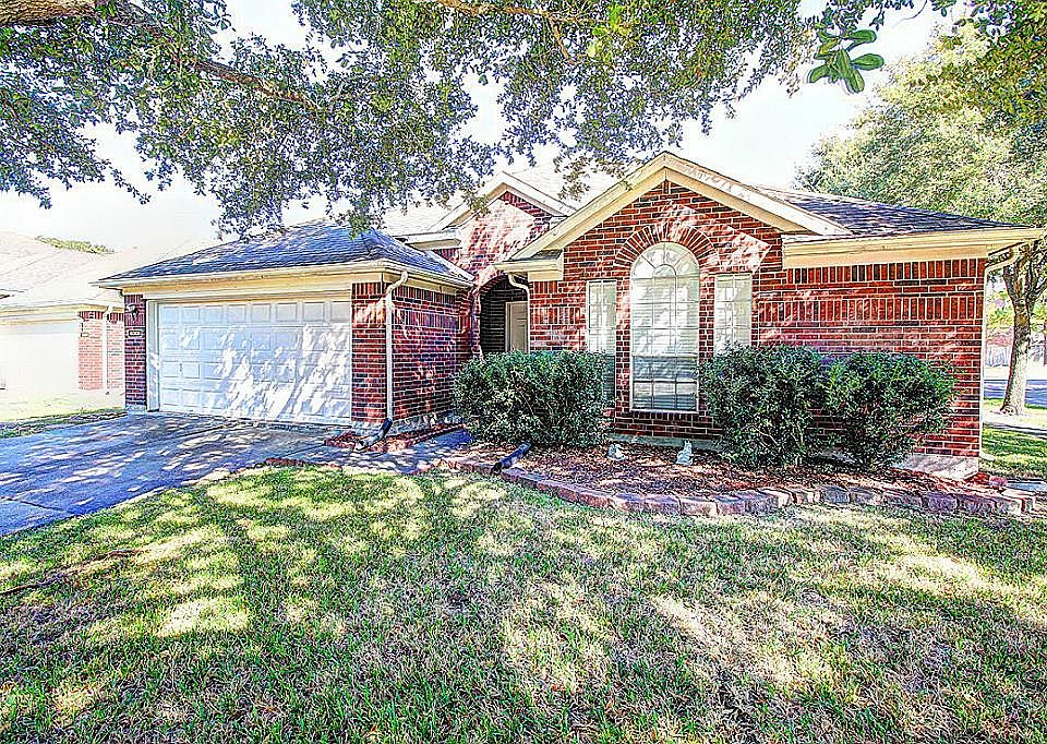 1st image of 15306 Inks Lake Dr