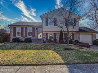 8718 Avondale Ct, Louisville, KY 40299