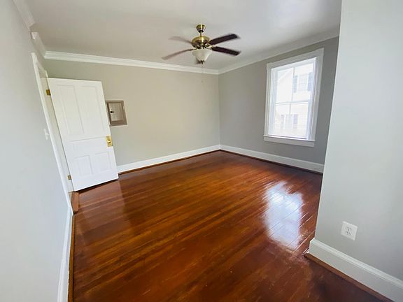 5th image of 111 E Lee St APT 4
