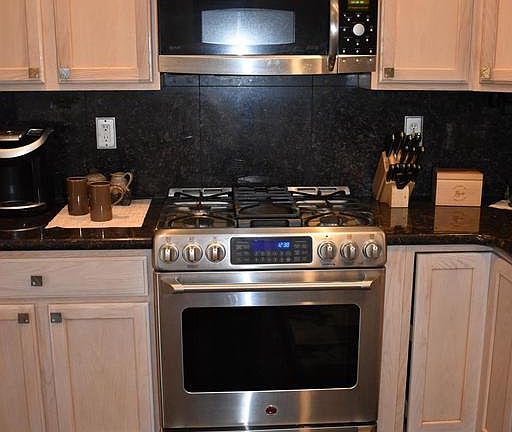 3rd image of 8704 Little Patuxent Ct