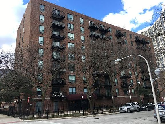 2nd image of 3900 N Pine Grove Ave APT 701