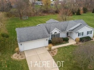 7411 Commune Ct, Cedar Rapids, IA 52411