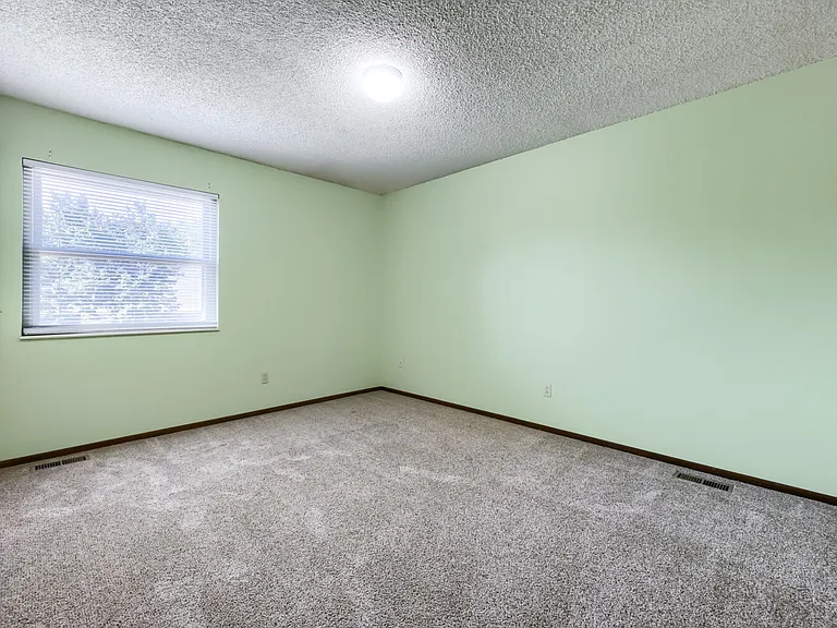 3202 Springridge Dr — Photo 20