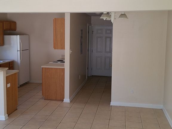 3rd image of 2003 Fannie Dr
