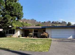 26555 North Broadway, Escondido, CA 92026