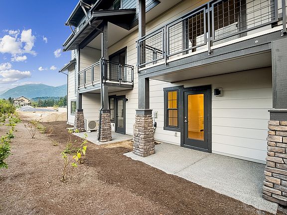 Covered Rear Patio