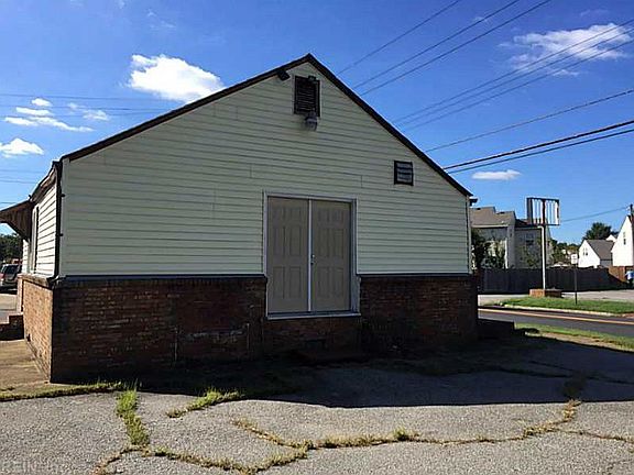 3rd image of 3307 Hartford St