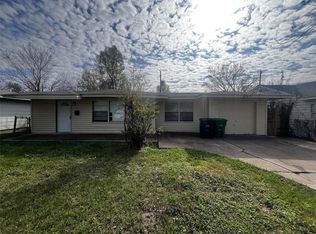 5818 Glenhurst Dr, Houston, TX 77033