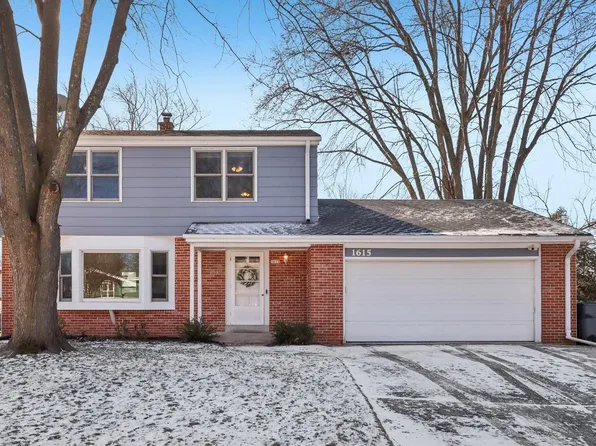 1615 Willow COURT, Grafton, WI 53024
