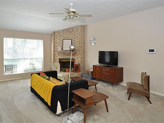 5th image of 5219 Village Springs Dr