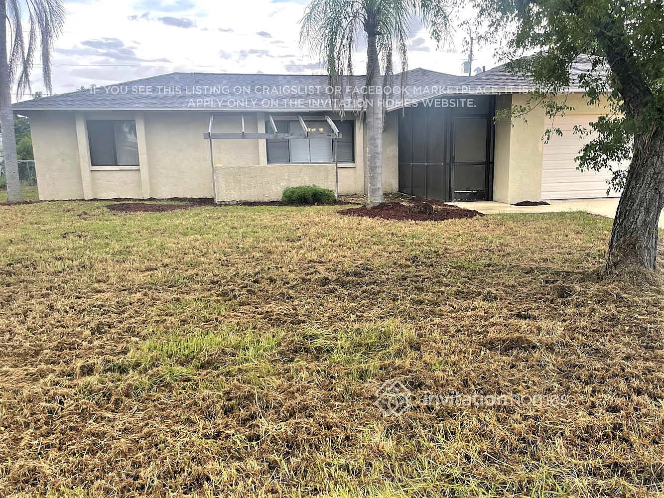 211 SE Santa Barbara Pl Cape Coral, FL 33990 — Photo 2