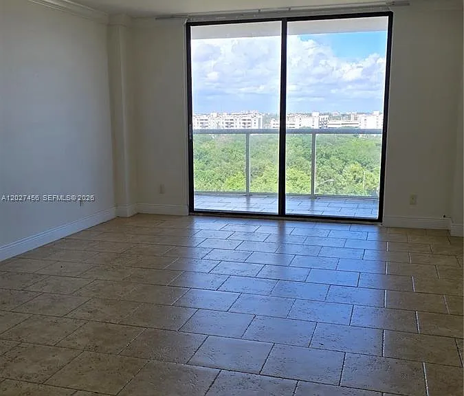 13499 Biscayne Blvd #1103 — Photo 2