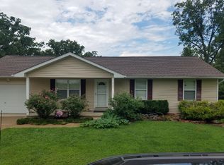 4647 Elm Dr, Hillsboro, MO 63050