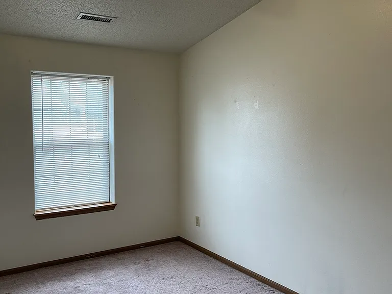 500 S Gilbert St #1S — Photo 16