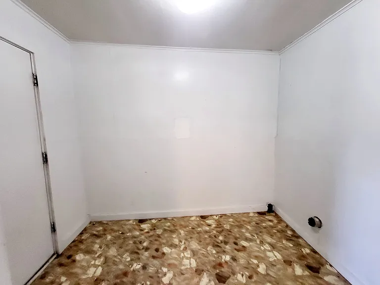 1205 S Lancaster St — Photo 11