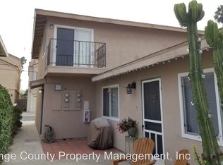 208 Detroit Ave APT B, Huntington Beach, CA 92648