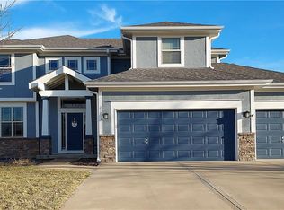 21013 Cooper St, Spring Hill, KS 66083