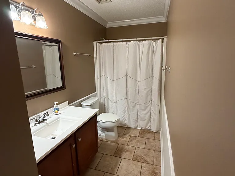 8540 Sterling Dr — Photo 11