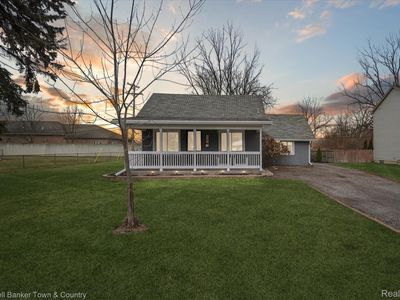 29204 Bretton St, Livonia, MI, 48152