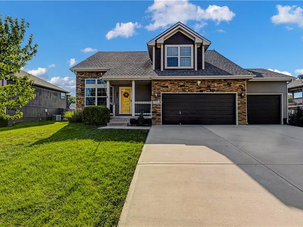 1409 NE Jaclyn Dr, Grain Valley, MO 64029