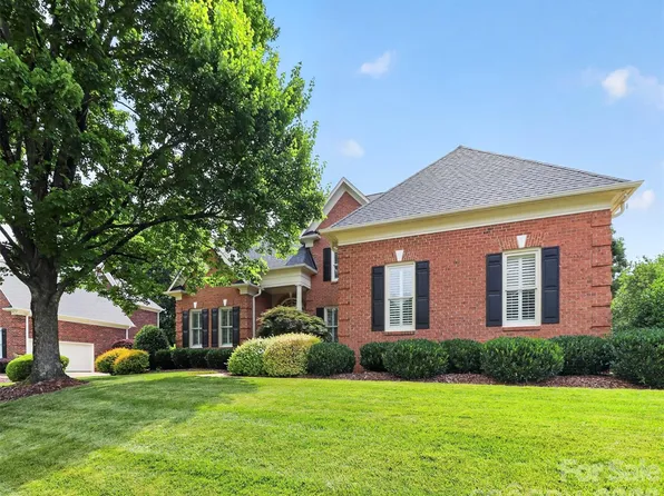 6907 Meadow Run Ln, Charlotte, NC 28277