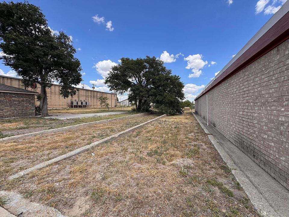2nd image of Main St