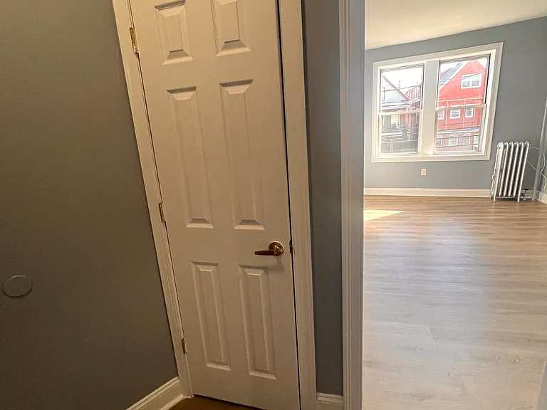 733 Avenue A #1 — Photo 5
