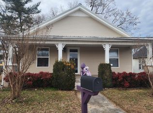 405 W Sparta St, McMinnville, TN 37110