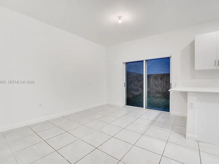 2615 SE 11th St #2615 — Photo 4