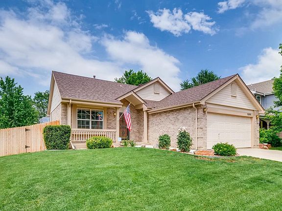 2nd image of 2889 Elaine Dr