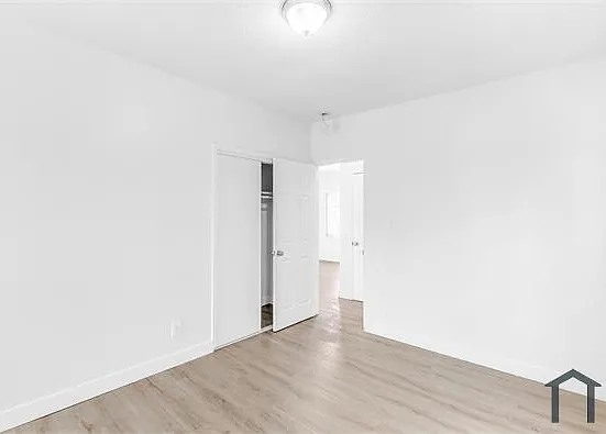 1618 E Vernon Ave #1622-D — Photo 8