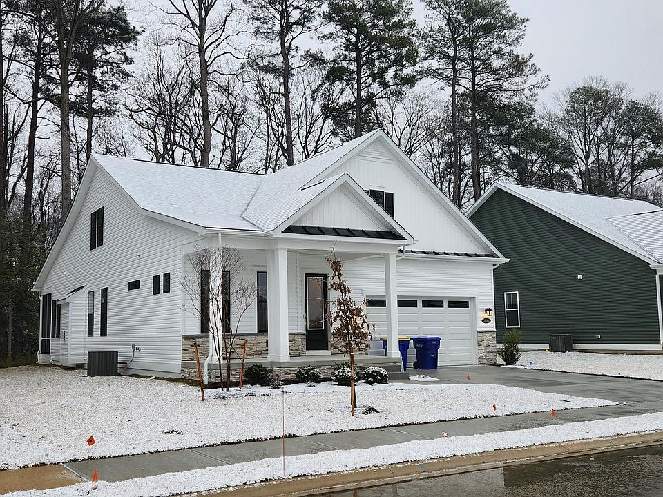 1st image of 31081 Silver Maple Dr
