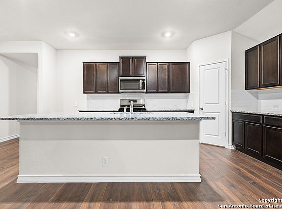 4th image of 4850 Paluxy Trl