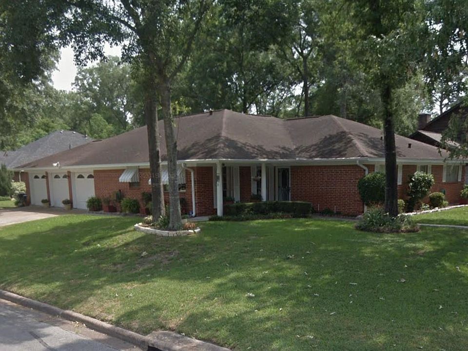 1st image of 16427 Spinnaker Dr