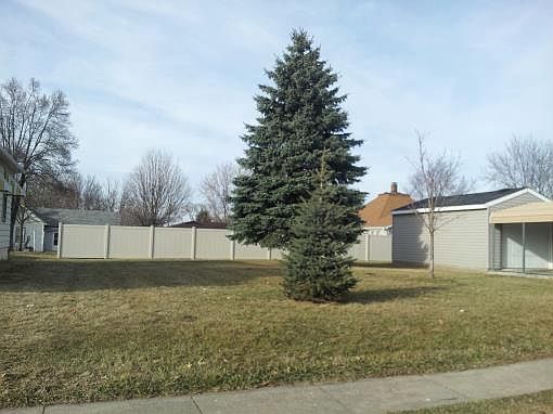 1st image of 506 Mormon St